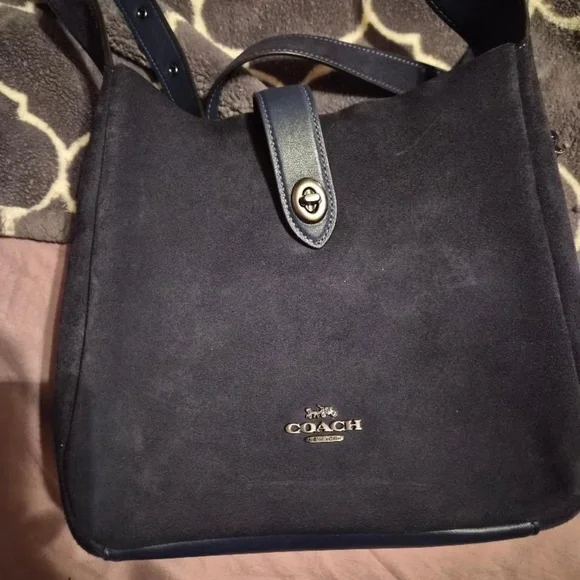 Almost brand new Coach Hadley Convertible Crossbody Bag In Suede - Picture 4 of 4